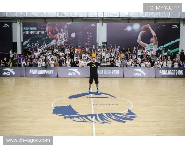 篮球技巧教学视频在社交平台爆红吸引大量粉丝模仿